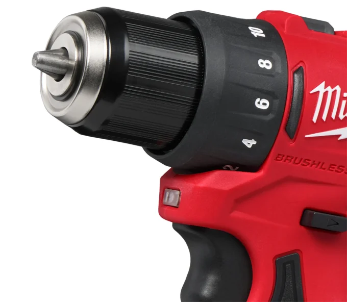 Шуруповёрт аккумуляторный MILWAUKEE M12 BLDDRC-202C 12В 2Ач-3