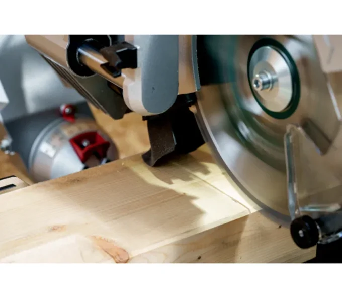 Fierăstrău  circular staționar METABO KGSV 216 MC 1500w 216mm-9