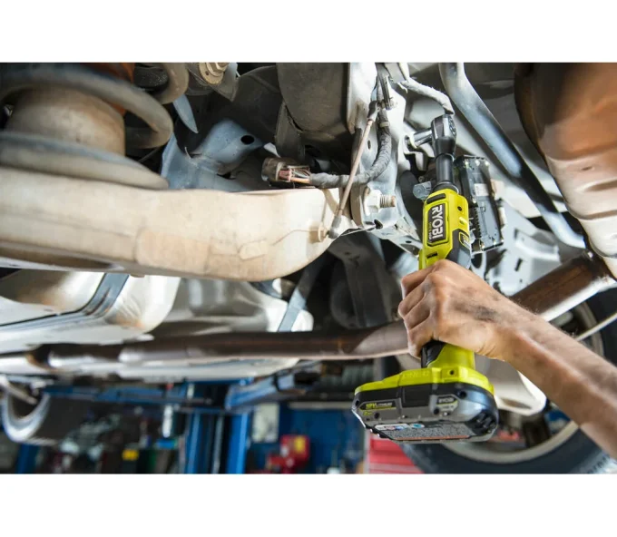 Cheie unghiulară cu impact fără fir (fără bat) RYOBI 5133005390 18V  75Nm-3