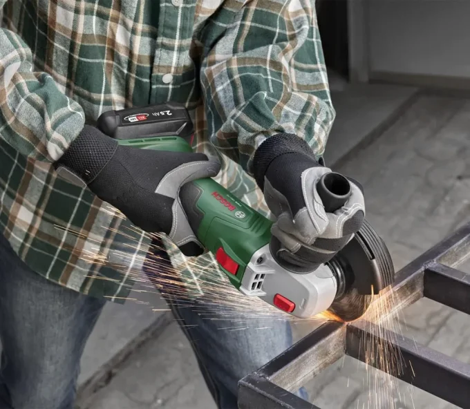Угловая шлифмашина аккумуляторная BOSCH PWS 18V-70 125мм 18В-4