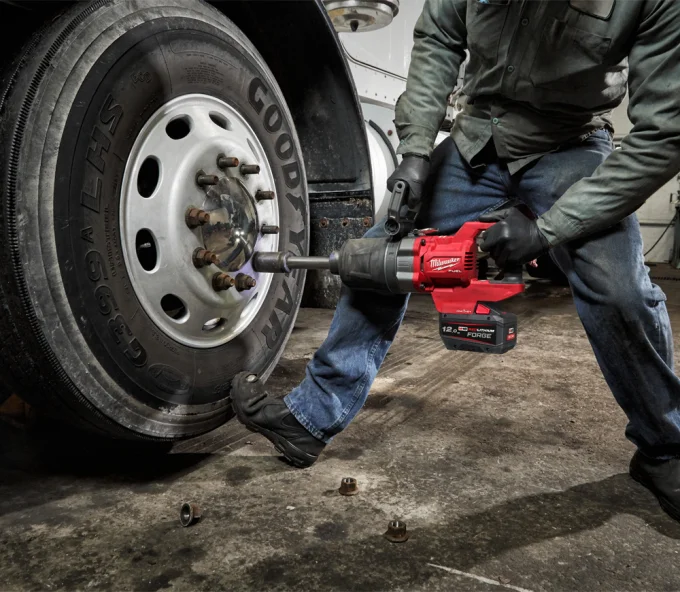 Mașină de înșurubat cu impact cu acumulator MILWAUKEE M18 ONEFHIWF1D-121C 18V 12Ah 2711Nm-4