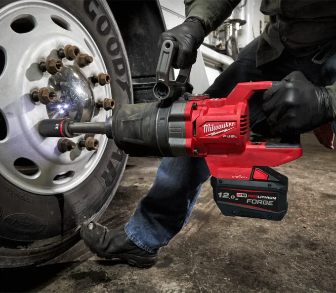 Mașină de înșurubat cu impact cu acumulator MILWAUKEE M18 ONEFHIWF1D-121C 18V 12Ah 2711Nm-5
