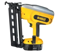 Pistol de cuie cu acumulator DEWALT DC618KB  18V 2.6Ah-1