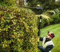 Trimmer gard viu cu acumulator (fără bat) DEWALT DCMPH566N-XJ 550mm 18V-8