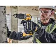 Набор аккумуляторных инструментов DEWALT DCK2026P2T-QW-7