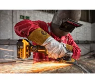 Набор аккумуляторных инструментов DEWALT DCK2026P2T-QW-8