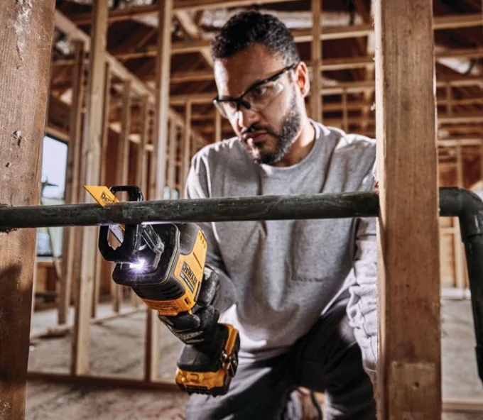 Fierăstrău sabie cu acumulator DEWALT DCS369N-XJ 18V-5