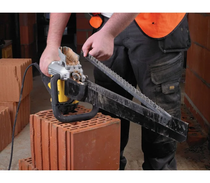Аллигаторная пила DEWALT DWE398-QS 1700вт-3