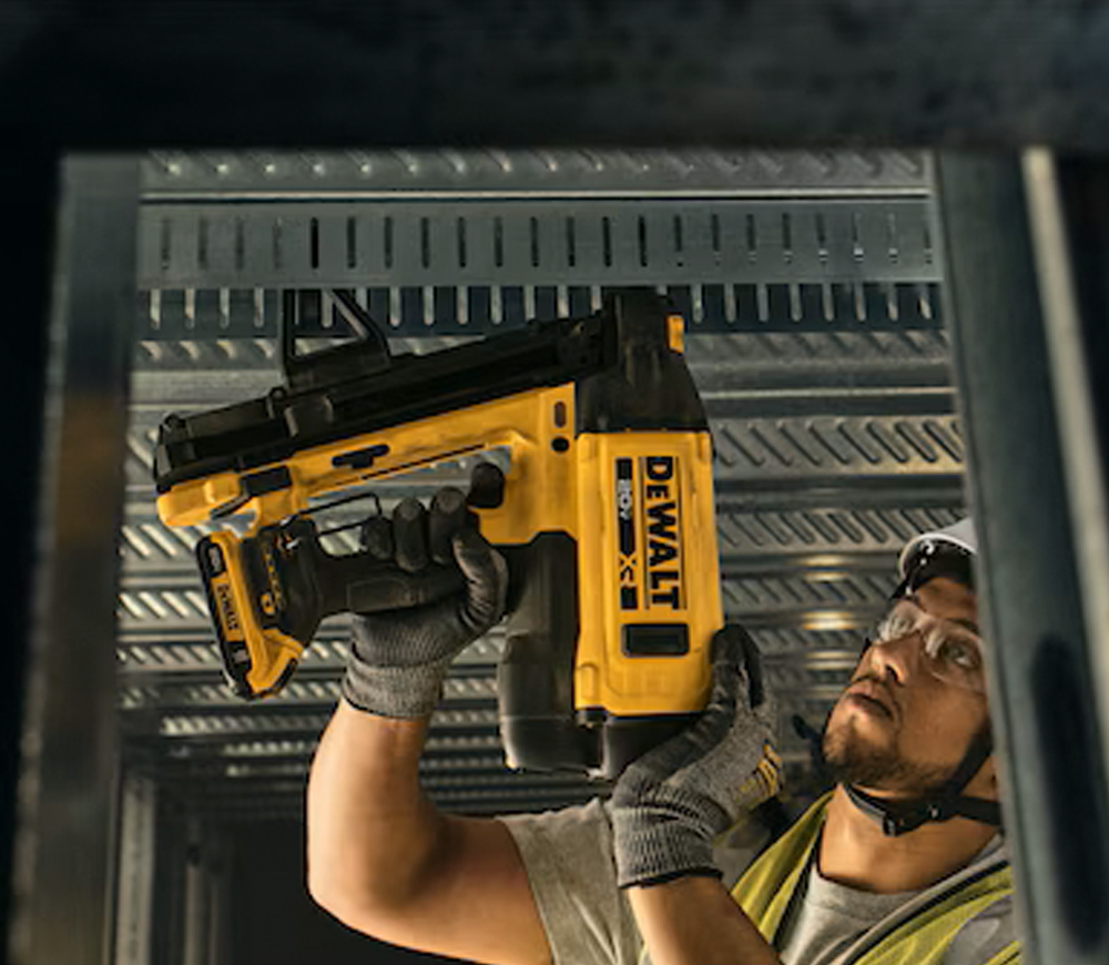 Capsator cu acumulator DEWALT DGN845D1-QW  18V 2Ah-8