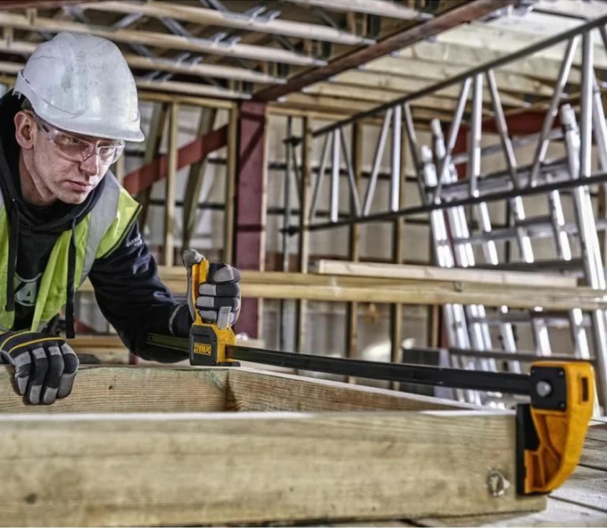 Струбцина DEWALT DWHT0-83187 Быстрозажимная 83мм 910мм-3