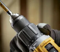 Шуруповёрт аккумуляторный ударный (без АКБ) DEWALT DCD799N-XJ 18В-6