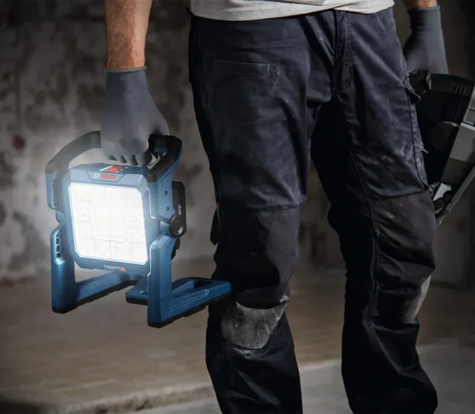 Lanternă construcții cu acumulator (fără bat) BOSCH GLI18V-5000 5000lm 18V-7