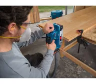 Mașină de șlefuit cu bandă fără fir (fără bat) BOSCH GBS 18V-75 18V-3