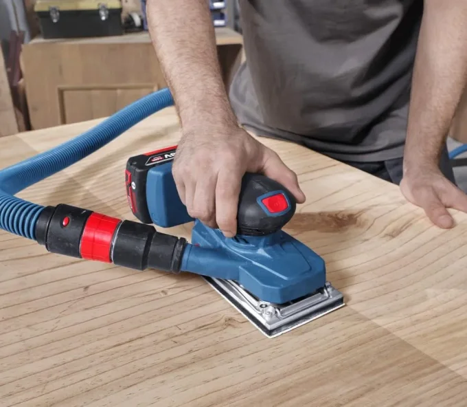 Mașină de șlefuit cu vibrații fără fir (fără bat) BOSCH GSS18V-18 18V-9