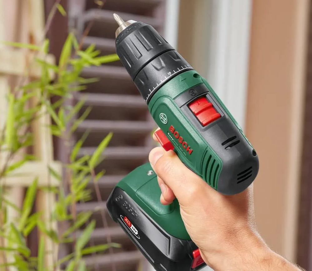 Mașină de &icirc;nșurubat cu acumulator BOSCH EasyDrill 18V-40 18V 2Ah photo 0