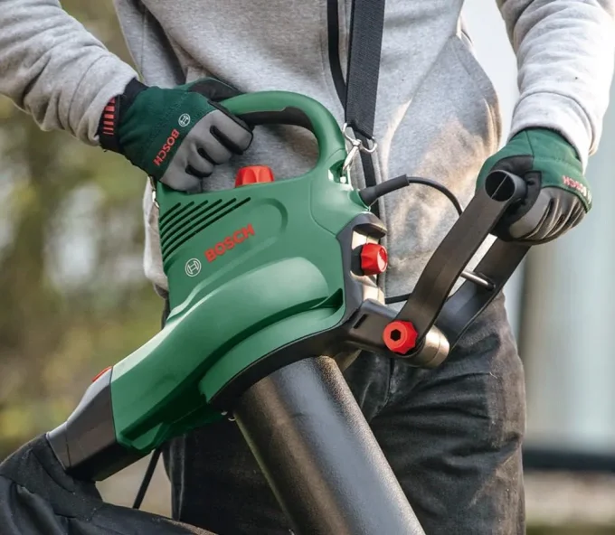 Suflanta electrica BOSCH UniversalGardenTidy 3000 3000w 9600l/min-6