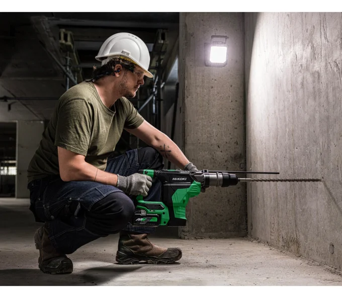 Lanternă construcții cu acumulator Solo HIKOKI UB18DCW4Z 4000lm 18V-5
