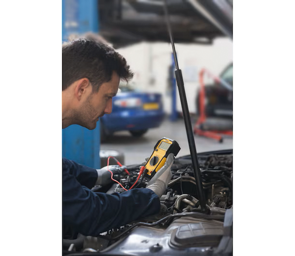 Цифровой мультиметр STANLEY FMHT82565-0 200/600В 0/10A-2