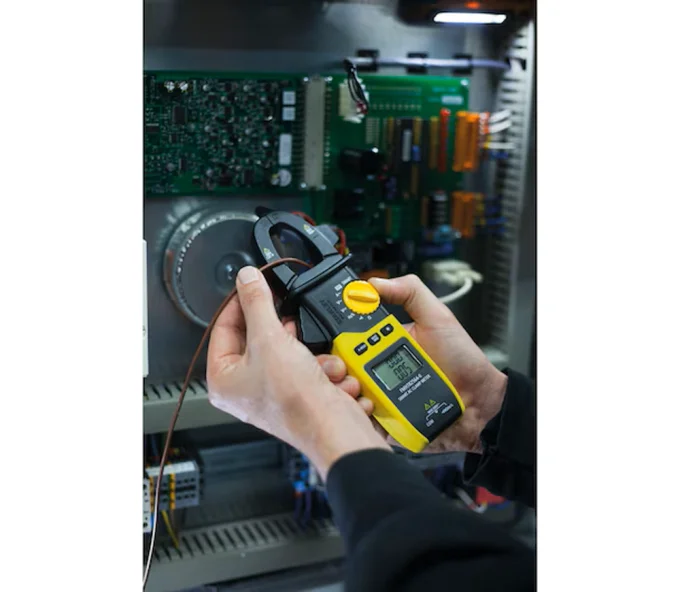 Клещевой мультиметр STANLEY FMHT82564-0 0/600В 0/600A-6