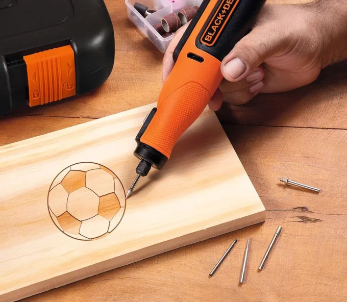 Polizor drept fără fir BLACK&DECKER BCRT8IK  7.2V 1.5Ah-5
