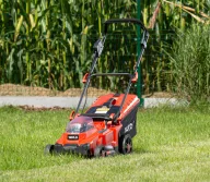 Mașină de tuns gazonul cu acumulator YATO YT85224 430mm 2x18V 4Ah-6
