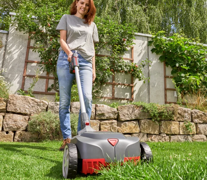 Mașină de tuns gazonul cu acumulator (fără bat) AL-KO 22.4 Li Comfort 220mm 18V-6