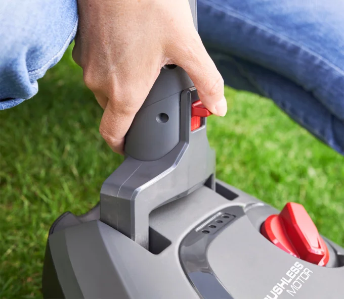 Mașină de tuns gazonul cu acumulator (fără bat) AL-KO 22.4 Li Comfort 220mm 18V-7
