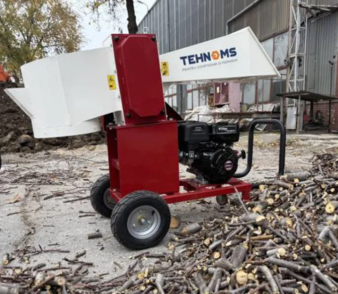 Измельчитель веток бензиновый TEHNO-MS MS-80-8