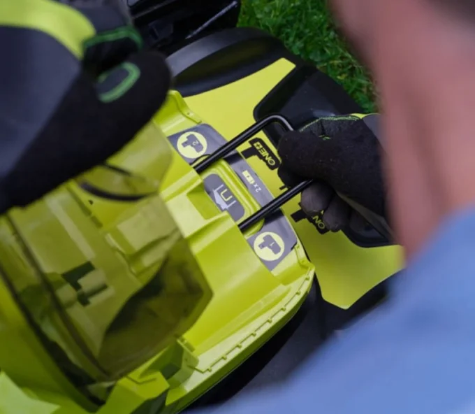 Газонокосилка аккумуляторная RYOBI RY18LMX46A-250 460мм 18В 5Ач-8