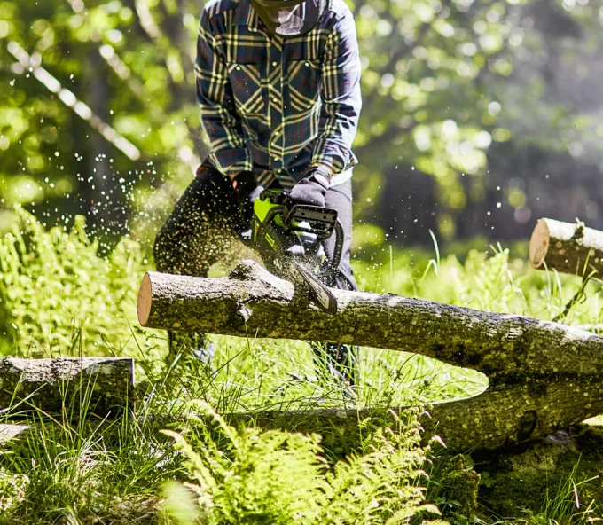 Цепная пила аккумуляторная Greenworks GD60CS40K2 400мм 60В 2Ач-6