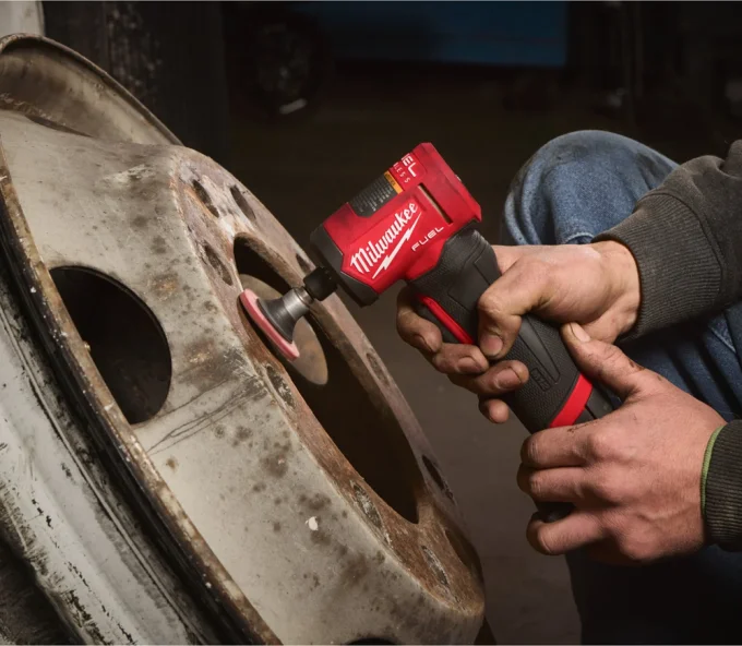 Polizor unghiular cu acumulator (fără bat) MILWAUKEE M12 FUEL FDGA2-0 76mm 12V-8