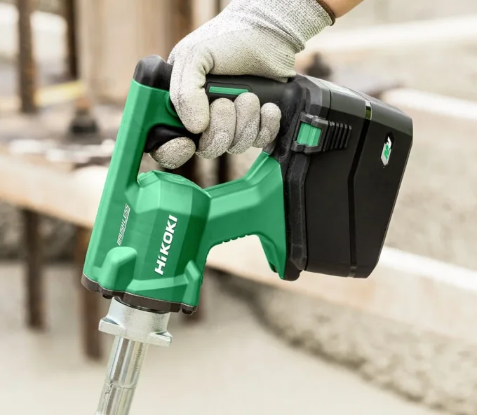 Vibrator de beton cu acumulator (fără bat) HIKOKI UV3628DAW4Z 15200vib/min-3