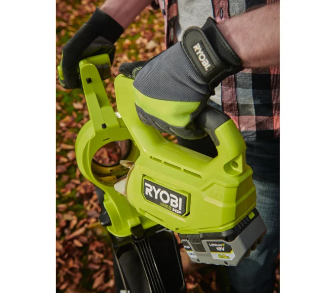 Suflantă-aspirator cu acumulator  (fara bat) RYOBI RY18BVXA-0 7600l/min 18V-5