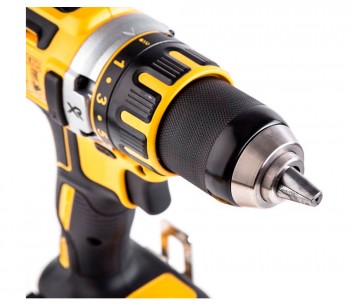 Шуруповерт аккумуляторный (без аккумуляторов) DEWALT DCD790NT-XJ 18В photo 2