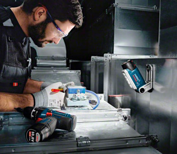 Фонарь строительный аккумуляторный BOSCH GLI 12V-330 (6014A0000) 330лм 12В photo 6