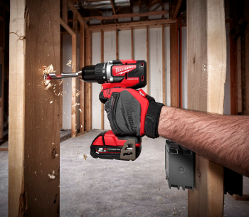 Mașină de înșurubat cu acumulator MILWAUKEE M18 CBLDD-202C 18V 2Ah photo 4