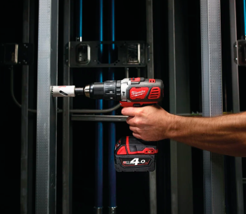 Шуруповёрт аккумуляторный ударный MILWAUKEE M18 BPD-202C 18В 2Ач photo 3