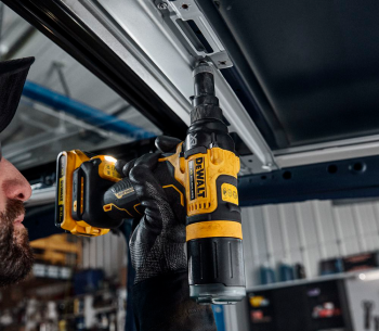Заклёпочник аккумуляторный (без АКБ) DEWALT DCF403NT 18В photo 3