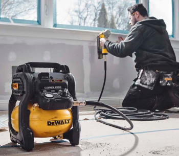 Compresor cu accumulator (fără bat) DEWALT DCC1018N-XJ 18V 31l/min 10L photo 4