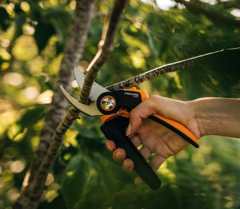 Секатор садовый FISKARS PowerGearX L P961 222мм photo 2