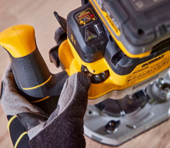 Mașină de frezat cu acumulator (fără bat) DEWALT DCW620NT-XJ 63mm 18V photo 7