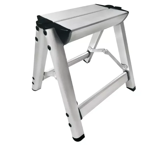 Стремянка HOTECHE 480201 0.5m 150kg-1