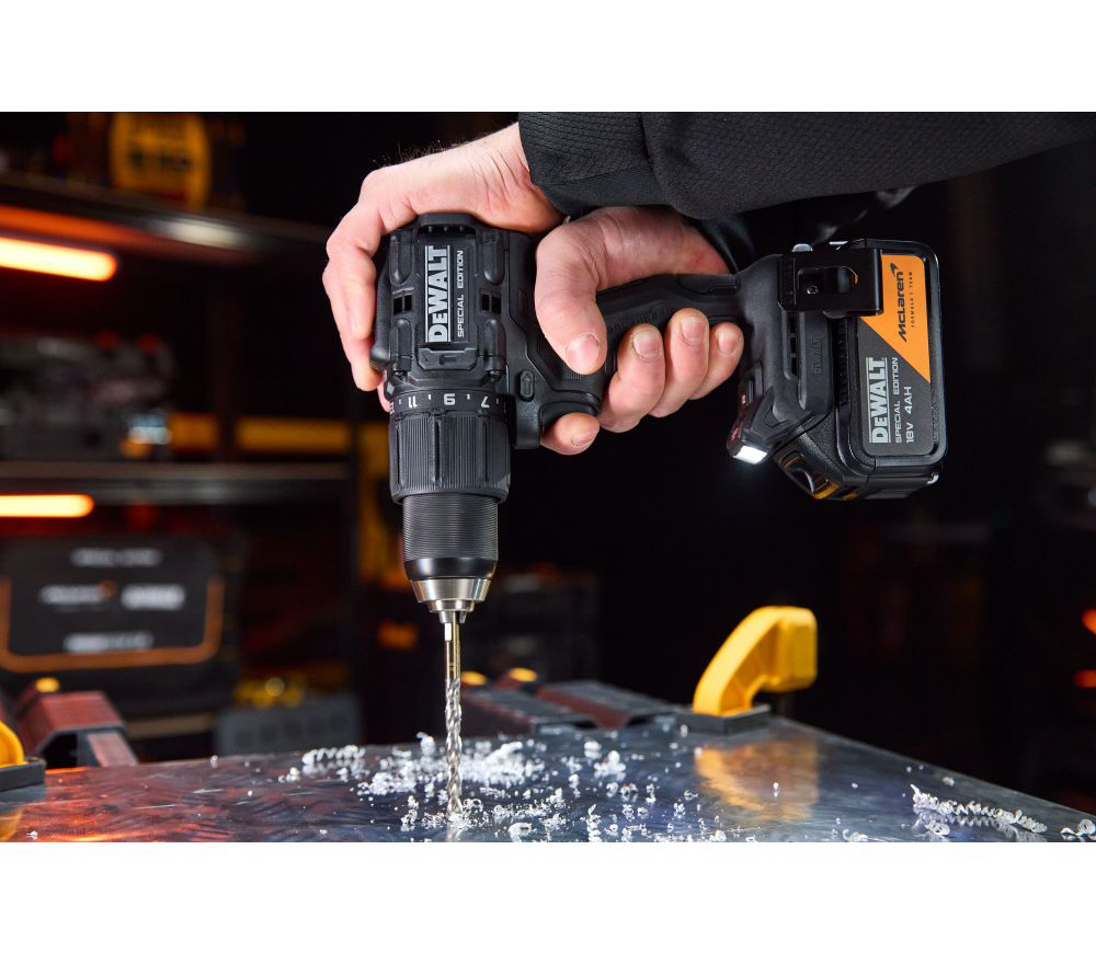 Mașină de înșurubat cu percuție cu acum. (fără bat) DEWALT DCD86MM2KT-QW McLaren F1 TEAM  18 V 4 Ah-9