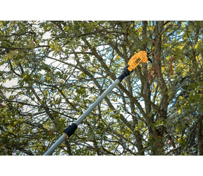 Pruner telescopic pentru crengi cu acumulator (fără bat) DEWALT DCMPP569N-XJ 18 V-8