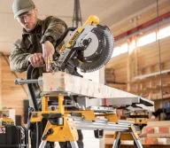 Fierăstrăг circular pentru tăieri înclinate cu acum. 18 V 8 Ah DEWALT DCS782XW2-QW 1600 w 305 mm-8