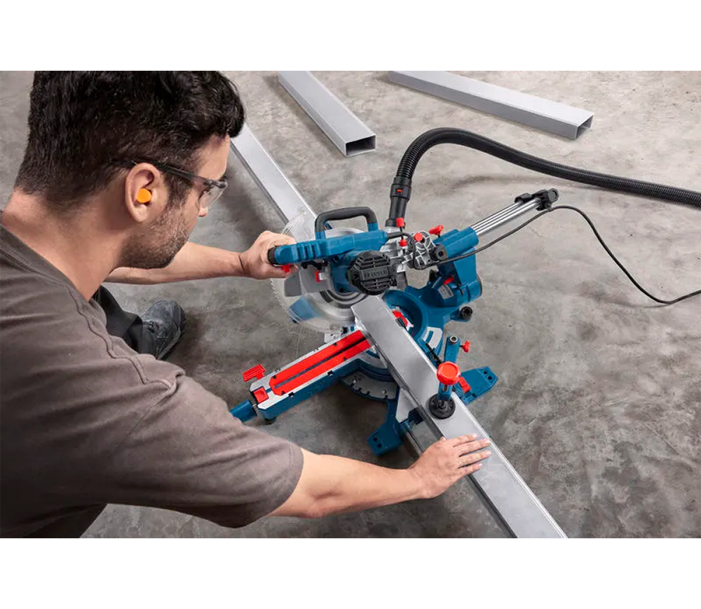 Fierăstrău circular staționar BOSCH 0601B61000 1300 w 216 mm-6
