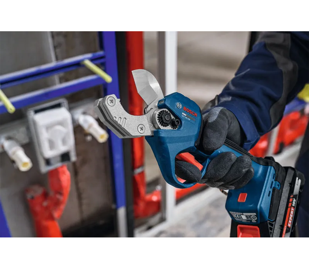 Foarfece cu acumulator pentru țevi (fără bat) BOSCH GPC18V-32P 18 V-4