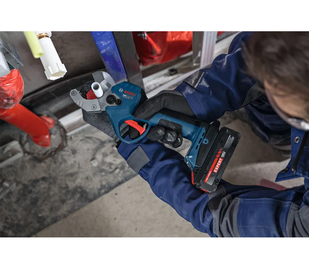 Foarfece cu acumulator pentru țevi (fără bat) BOSCH GPC18V-32P 18 V-8
