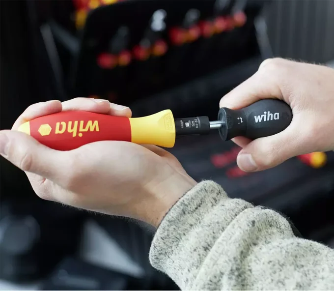 Набор отверток электрика 15 шт WIHA W367916-7