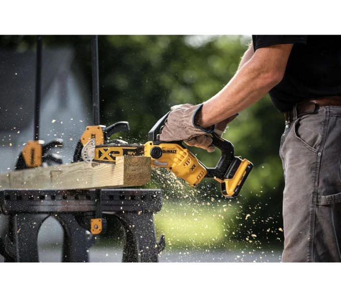 Цепная пила аккумуляторная DEWALT DCMPS520P1-QW 200 мм 18 В 5 Ач-7